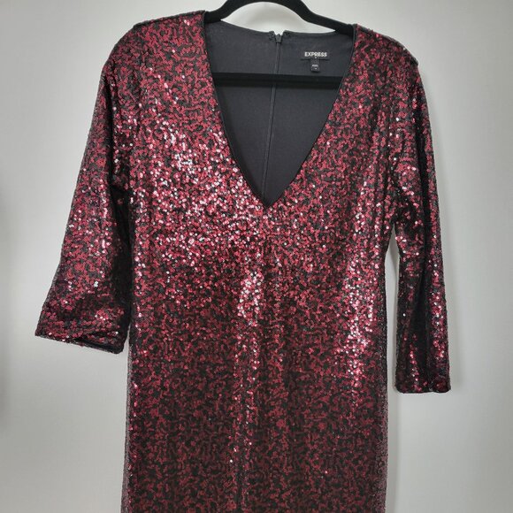 Express Dresses & Skirts - EXPRESS Red/Black V-Neck Sequin Cocktail Dress